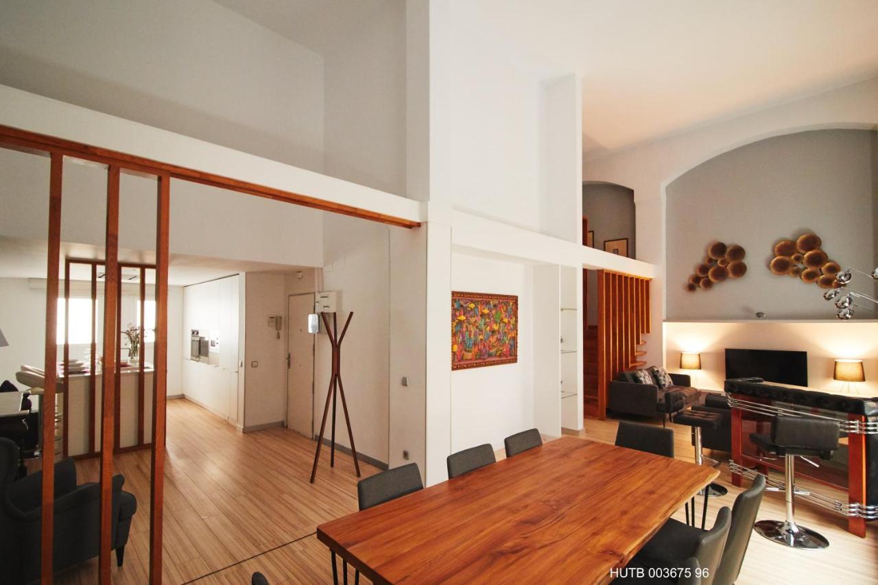 Alcam Alio Cine Apartment Barcelona Luaran gambar