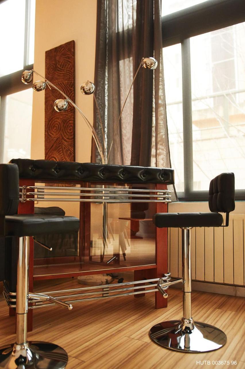 Alcam Alio Cine Apartment Barcelona Luaran gambar