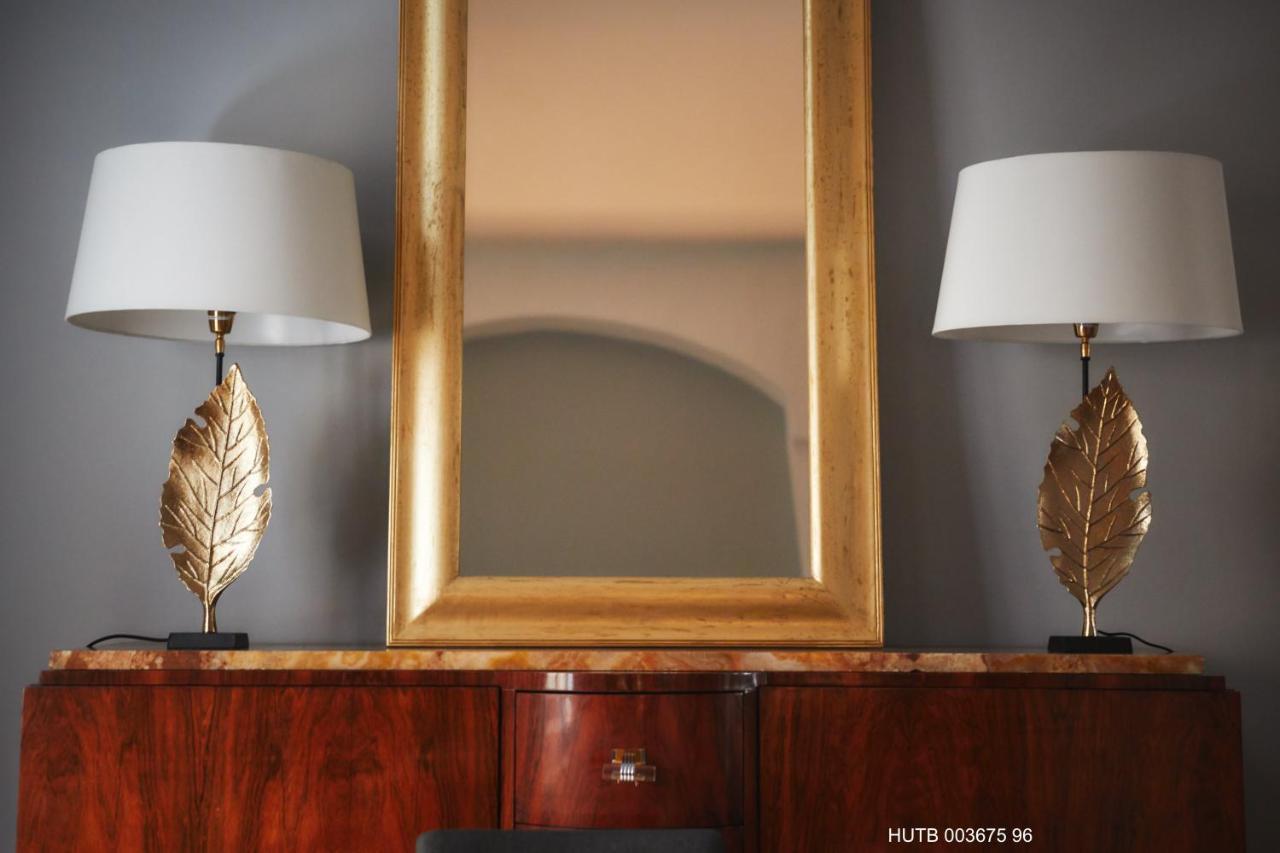 Alcam Alio Cine Apartment Barcelona Luaran gambar