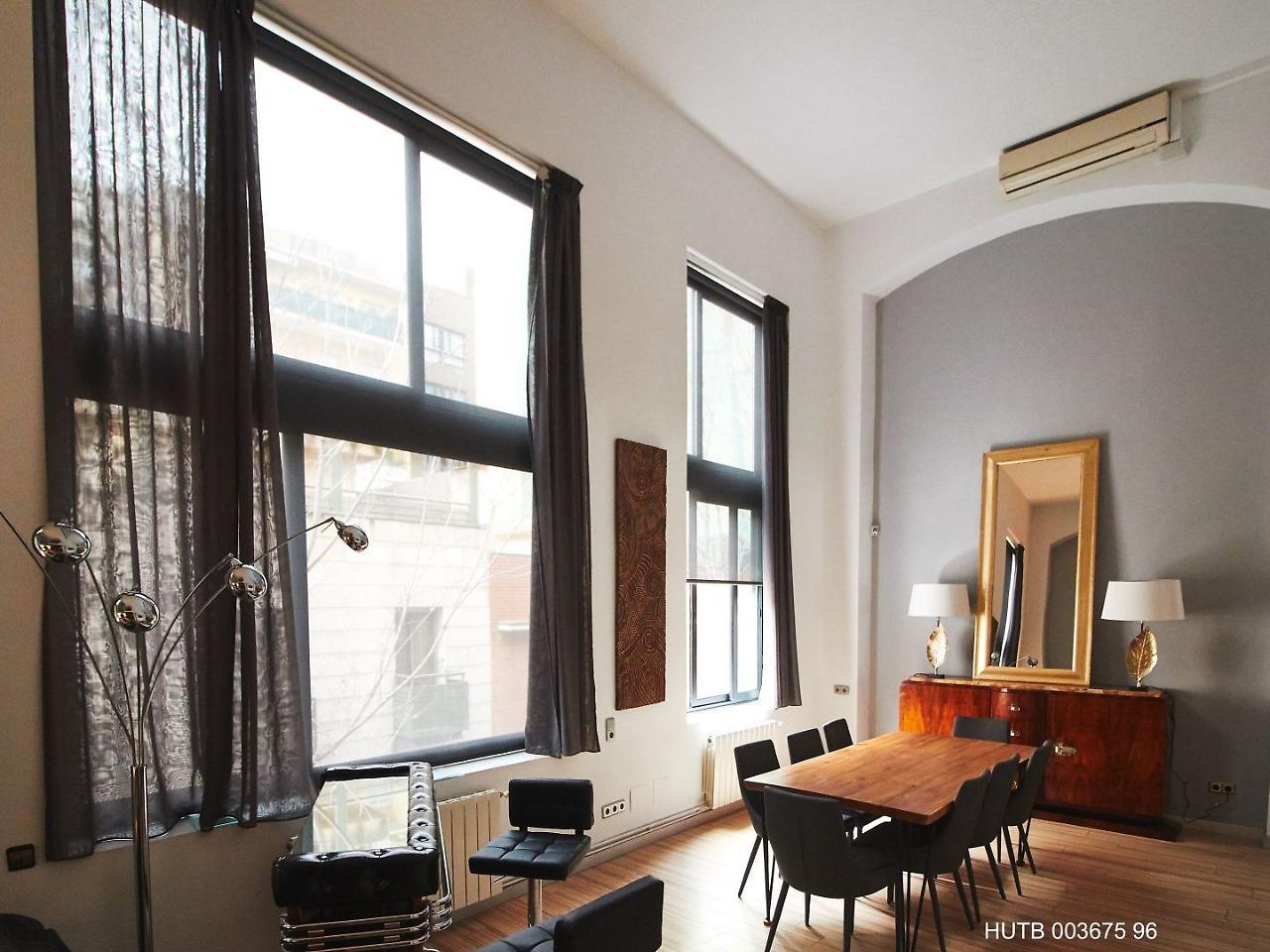 Alcam Alio Cine Apartment Barcelona Luaran gambar