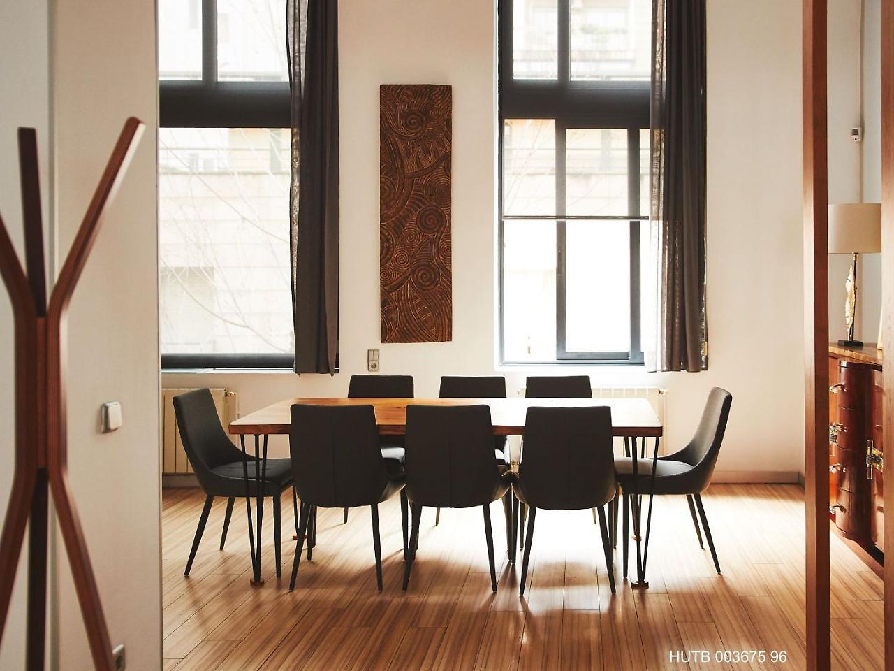 Alcam Alio Cine Apartment Barcelona Luaran gambar